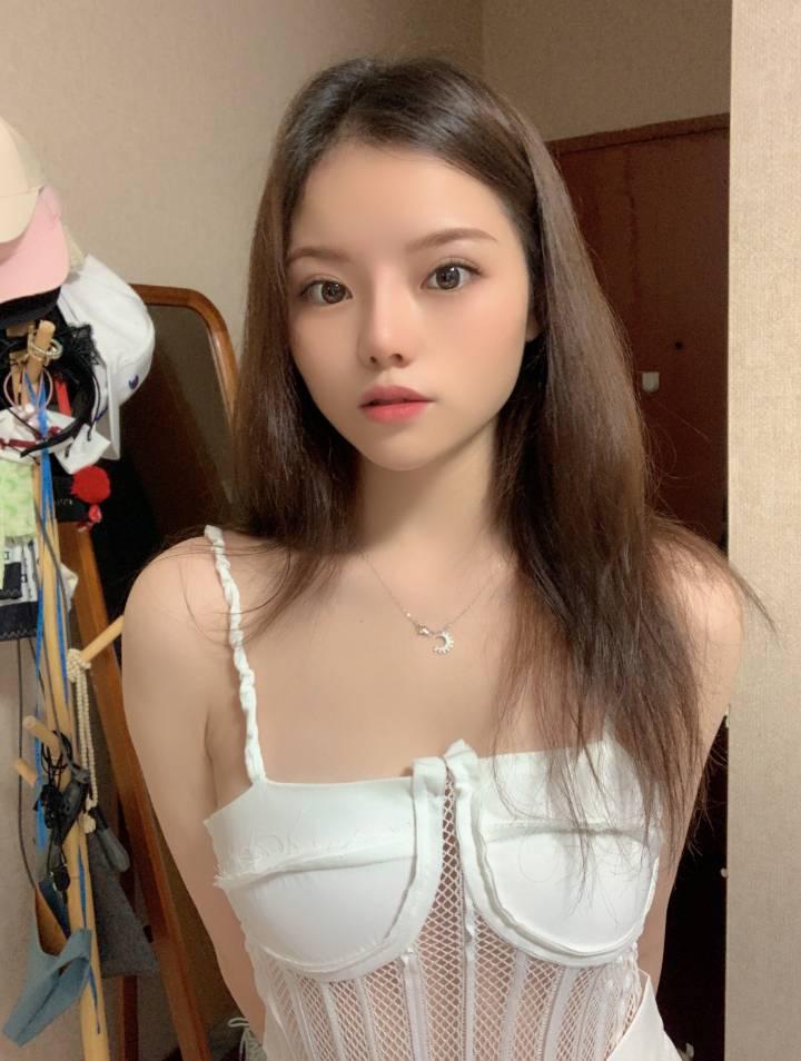 大新地铁站少妇温瑶